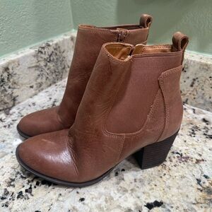 Lucky Brand Size 6 1/2 Booties